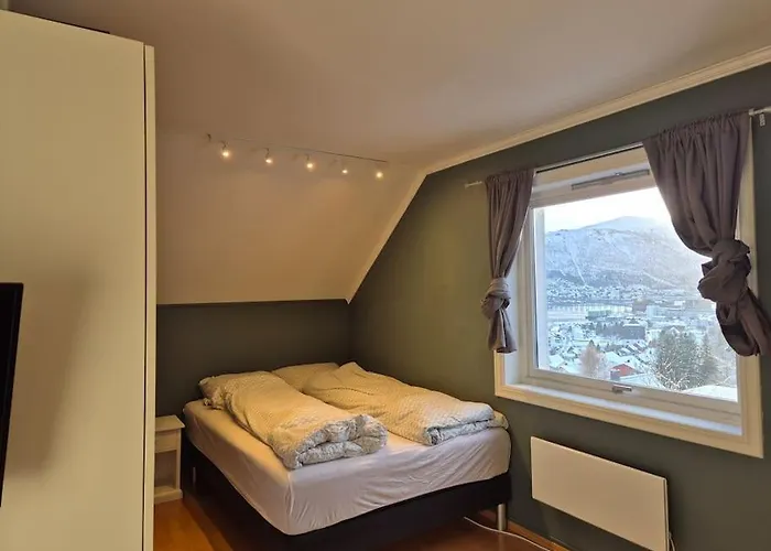 Apartament Stor Naert Sentrum Med Nydelig Utsikt! *