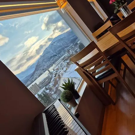 Stor Naert Sentrum Med Nydelig Utsikt! * Tromsø