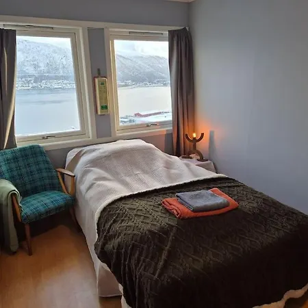 Stor Naert Sentrum Med Nydelig Utsikt! *